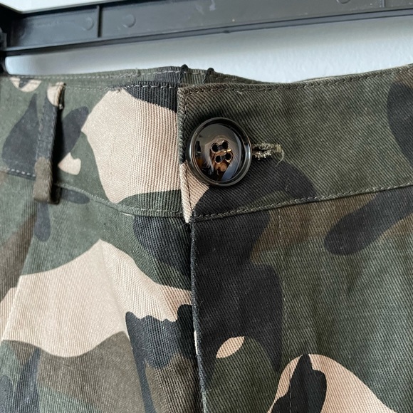 NWT BOOHOO CAMO PRINT CARGO PANTS SIZE 10 - Picture 8 of 11